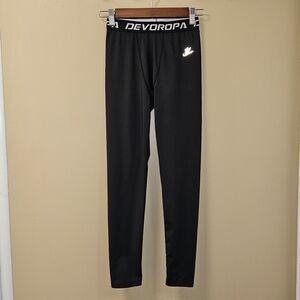 Devoropa Fleece Lined Compression Base Layer Pants, size youth large